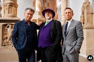 Bäppi präsentiert – James Bond das Finale: Die Ära Pierce Brosnan & Daniel Craig im Theater Alte Brücke